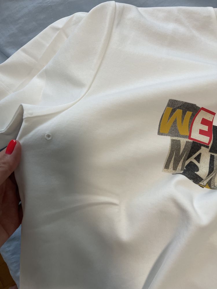 Продам новую футболку Weekend max Mara , размер М. 3200 грн.