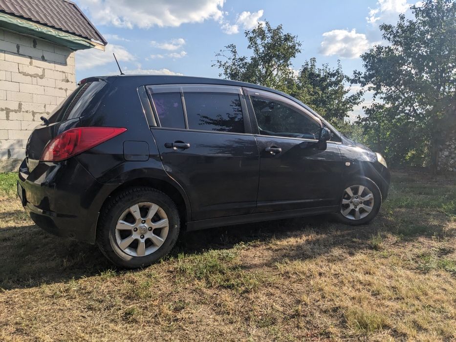 Nissan Tiida автомат