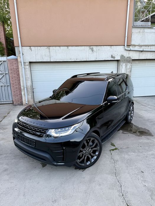 Land rover discovery 5
