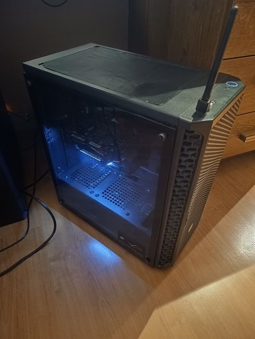 KOMPUTER GAMING | i5 9300F | GTX 1660 S | 16GB RAM | SSD M.2 + 500GB