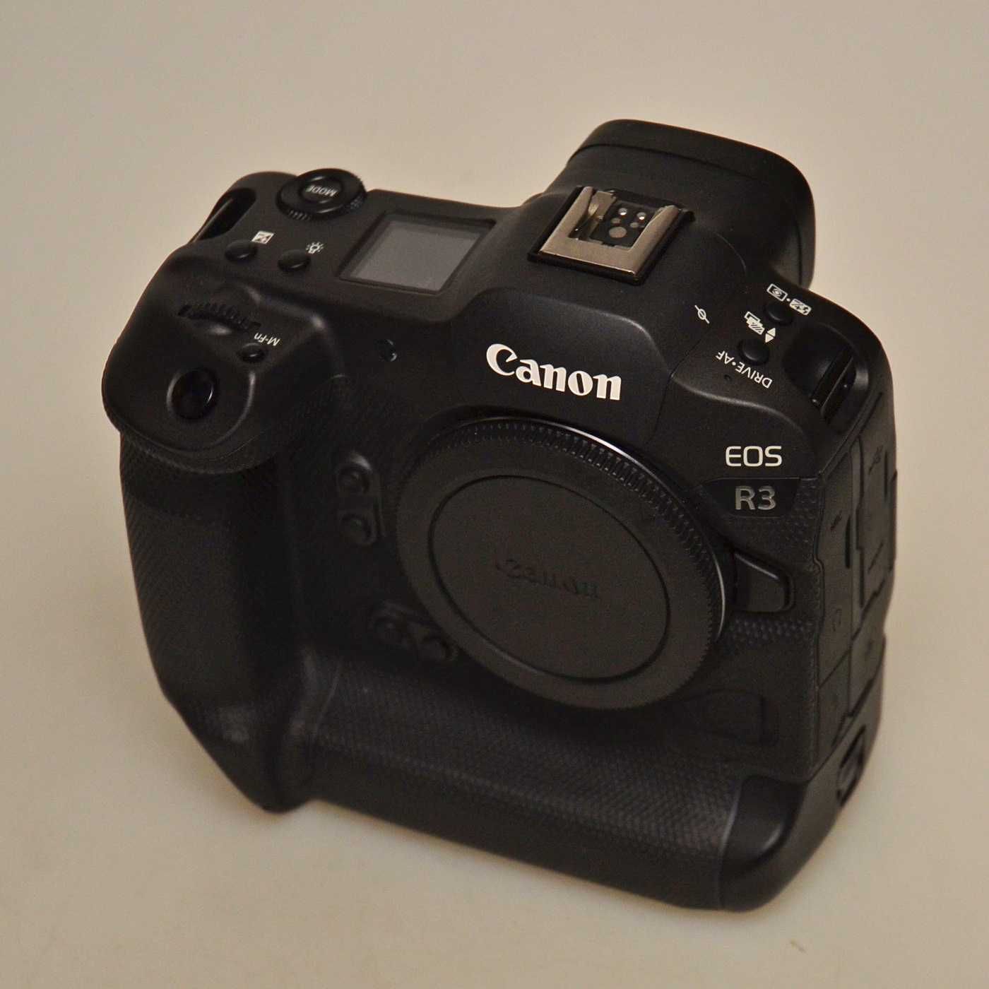 Aparat Canon EOS R3 body 22 tysiące zdjęć Ideał Gwarancja
