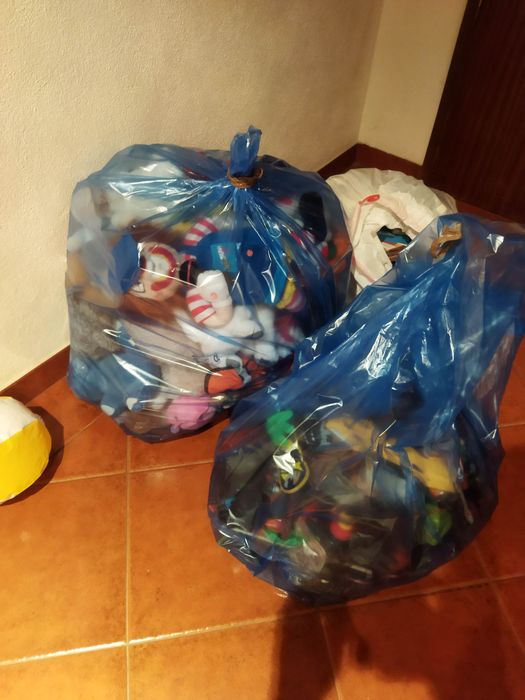 Sacos brinquedos,peluches,bonecos,livros roupas infantis bebe crianças