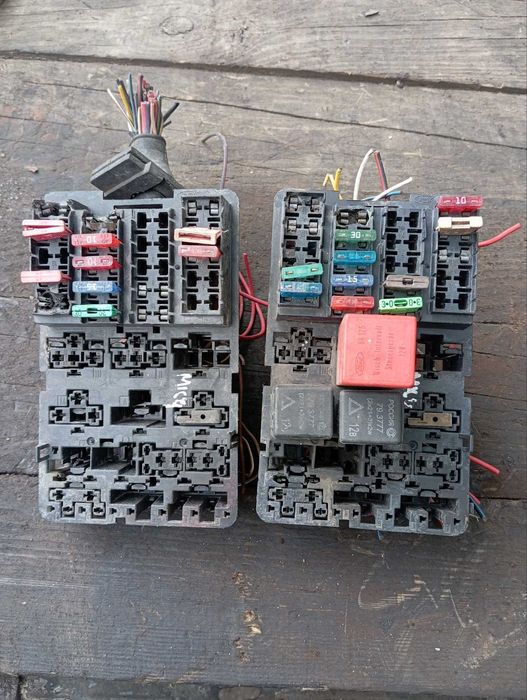 Корпус фільтра повітряного форд ескорт карбюратор моноінжектор шрот