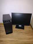 Komputer i 7 4790 z monitorem