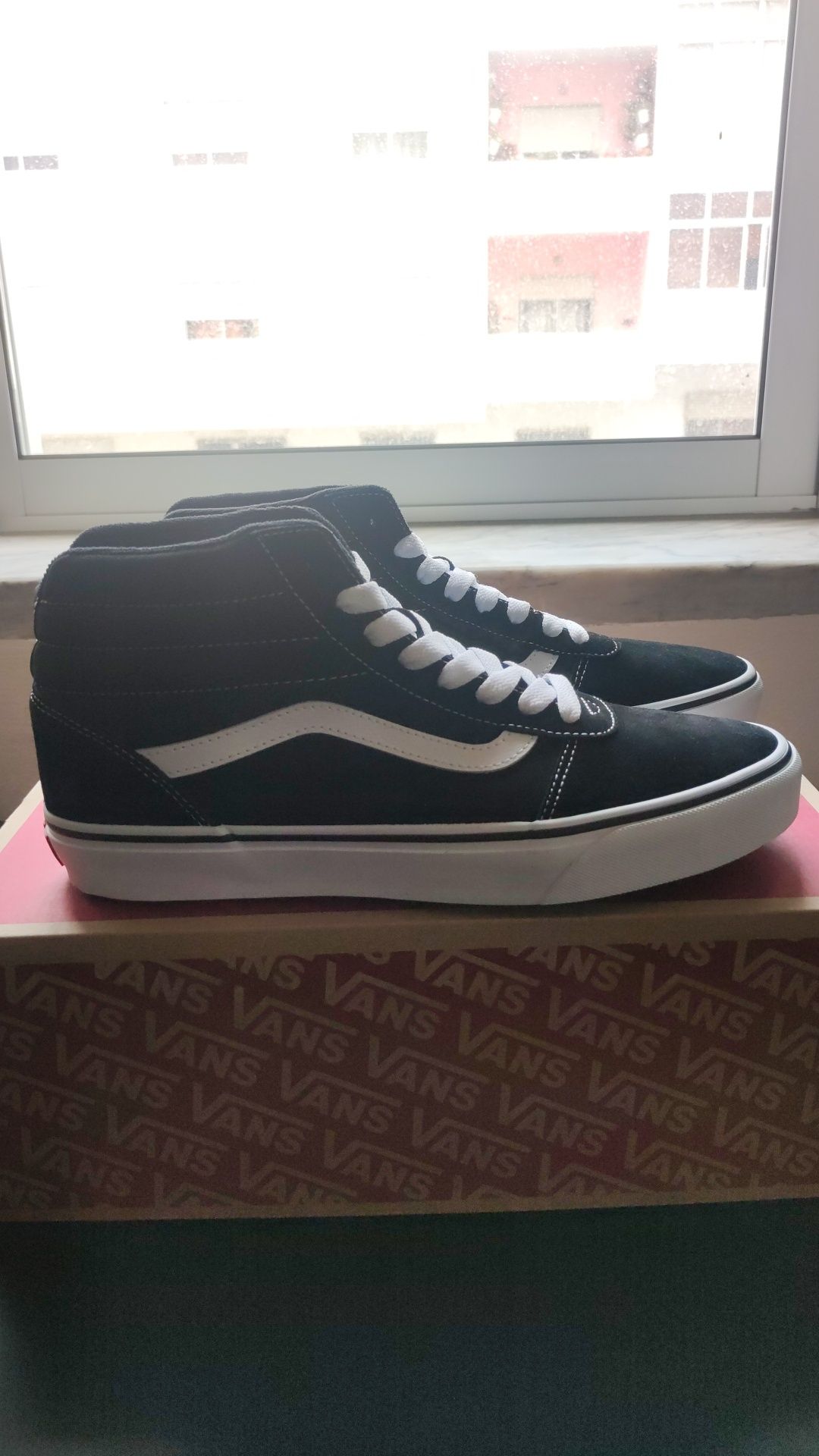 Vans Ward Hi Black