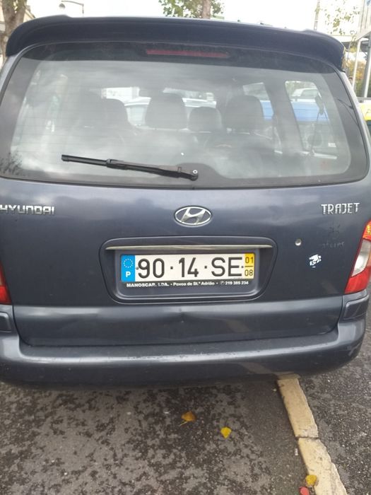Hyundai trajet 2,0 motor colado