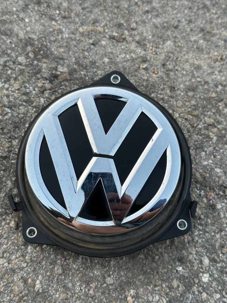 Ручка открывания багажника на Volkswagen Golf 7 (2016-2012г)