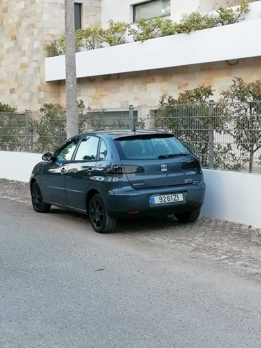 Seat ibiza 1.4 versão tdi sport 5 portas