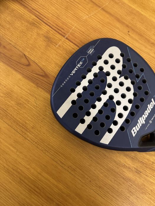 Raquette de padel bullpadel