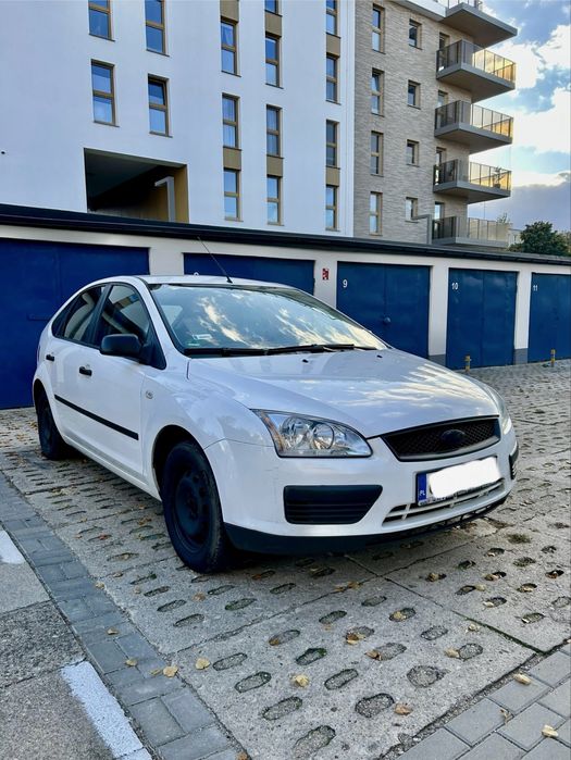 Ford Focus mk2 1.6 benzyna klimatyzacja elektryka 2007r 230 tys