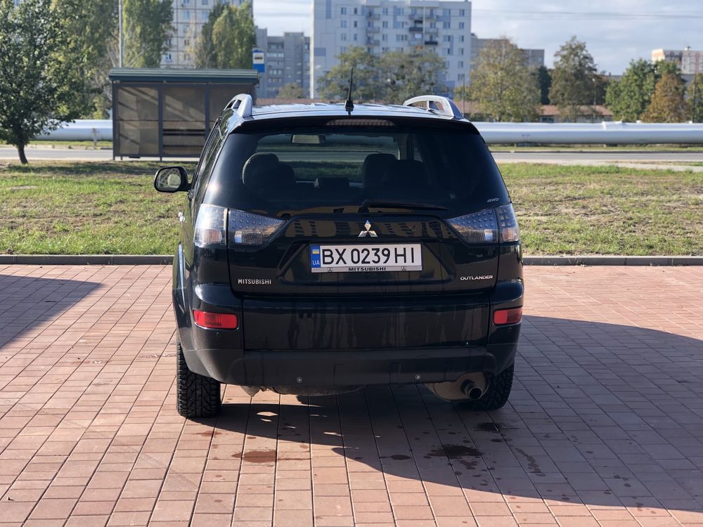 Mitsubishi Outlander XL 2007 рік, 2,4 газ/бензин, в гарному стані