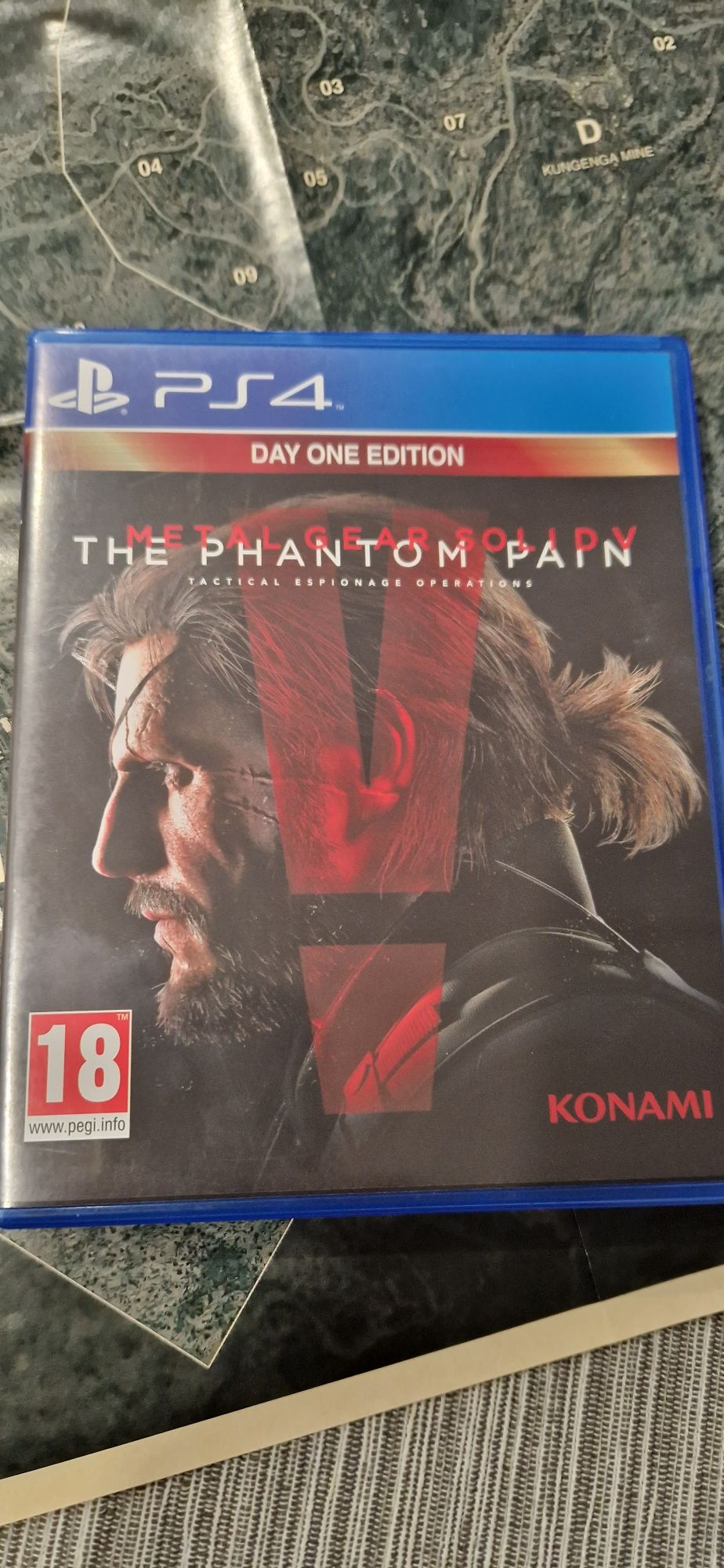 Jogo ps4 metal gear solid the phantom pain