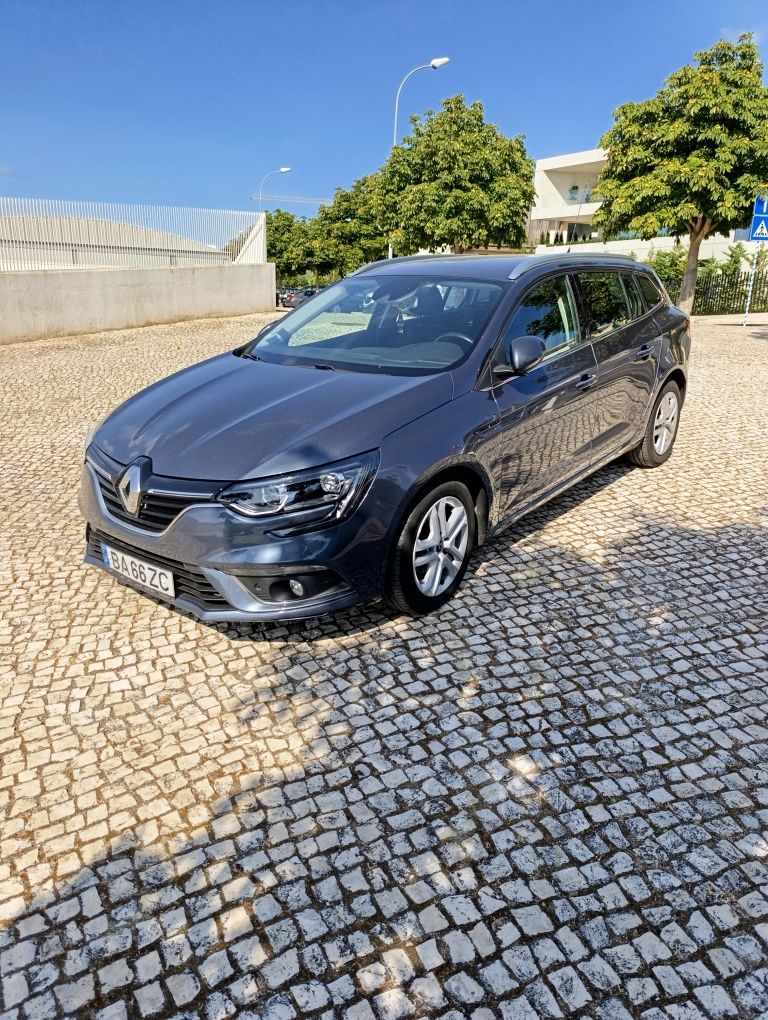 Renault Megane sport tourer