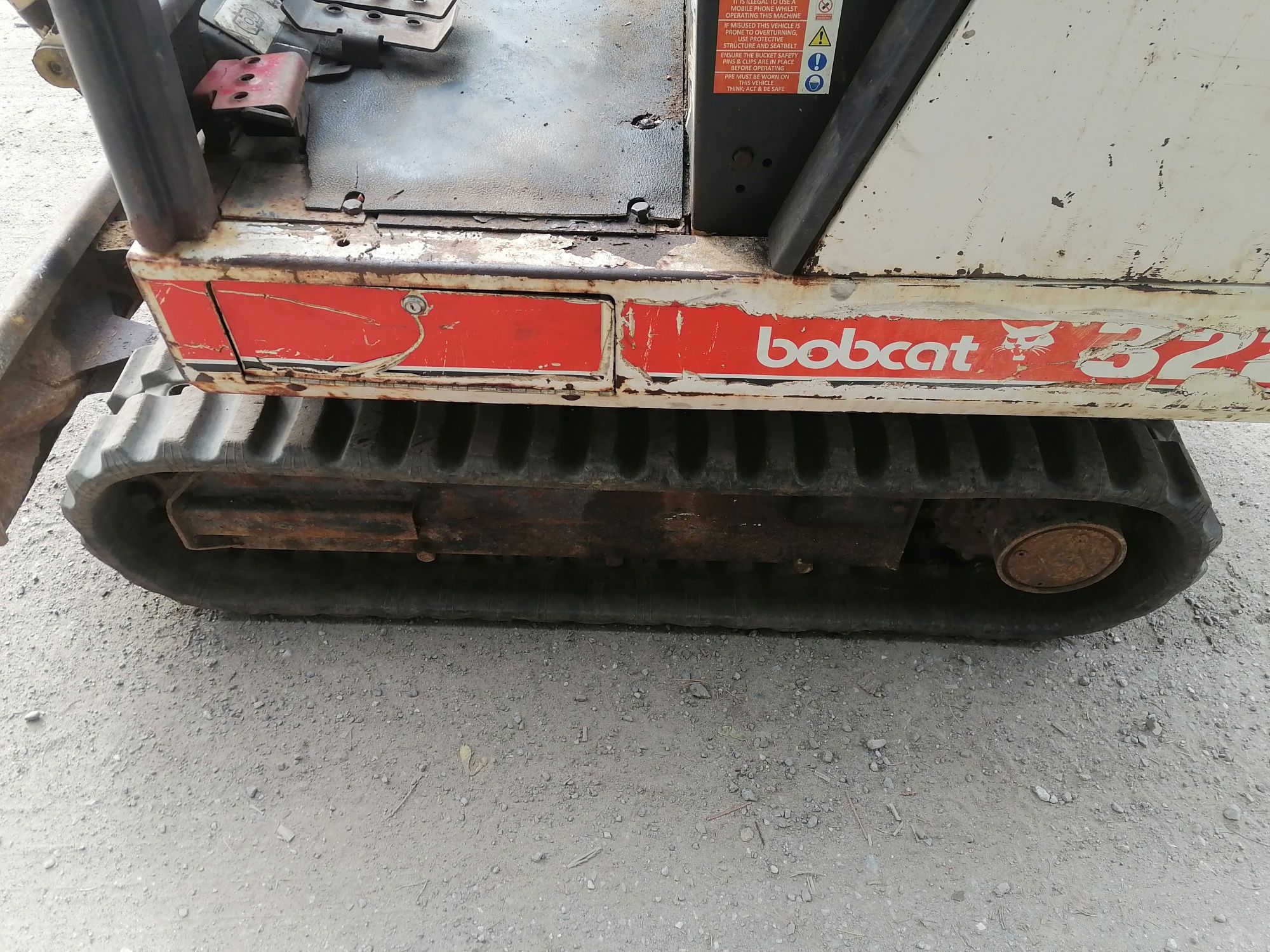 Bobcat 322 rok 1999, waga 1.5tony