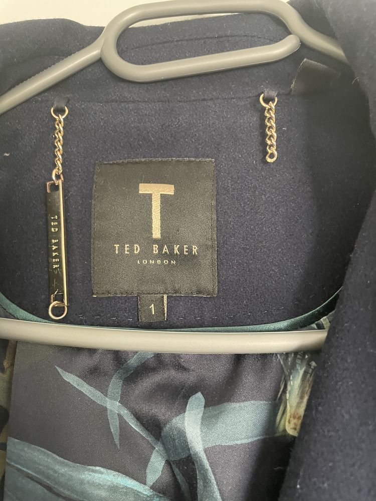 Wełniany płaszcz TED BAKER