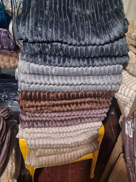 Пледи шарпей,1,5сп,та євро розмір