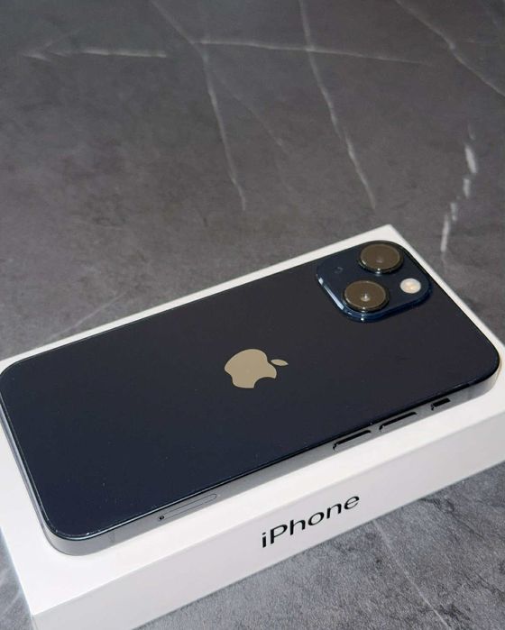 Ładny iPhone 13 Mini - Kondycja baterii 100%