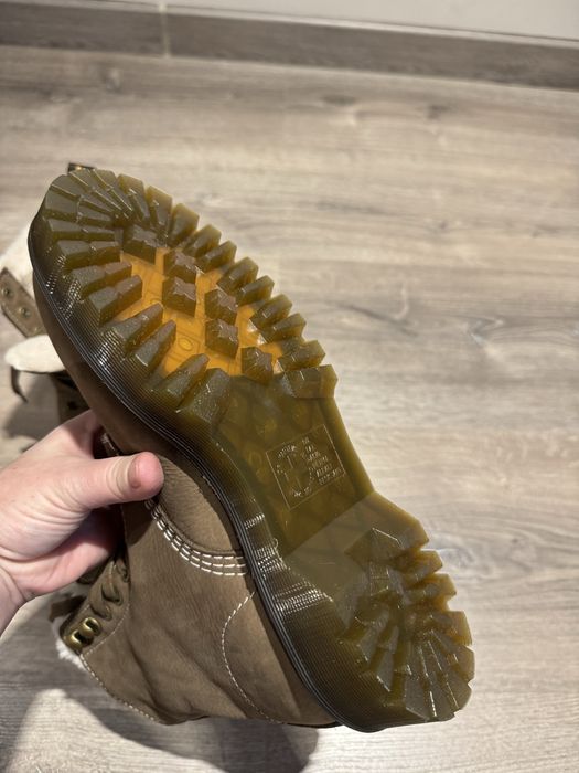 Жіночі черевики Dr. Martens