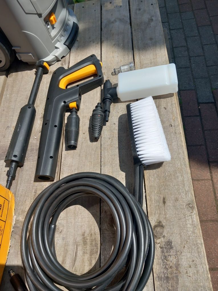 Myjka Ciśnieniowa Titan 2200W 150 BAR TTB2200PRW