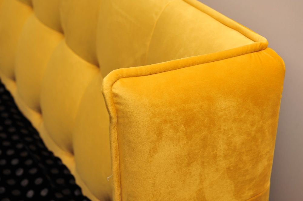 Łóżko Tapicerowane Wysokie Nogi Producent 180x200