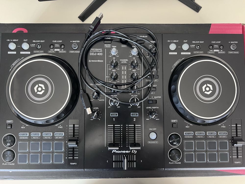 Pioneer DDJ-400 + mala de transporte