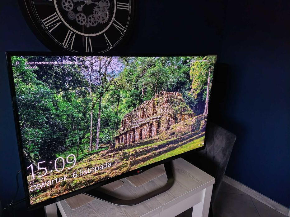 Telewizor LG 47LA660S