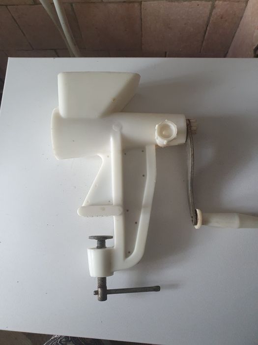 Соковижималка ручна