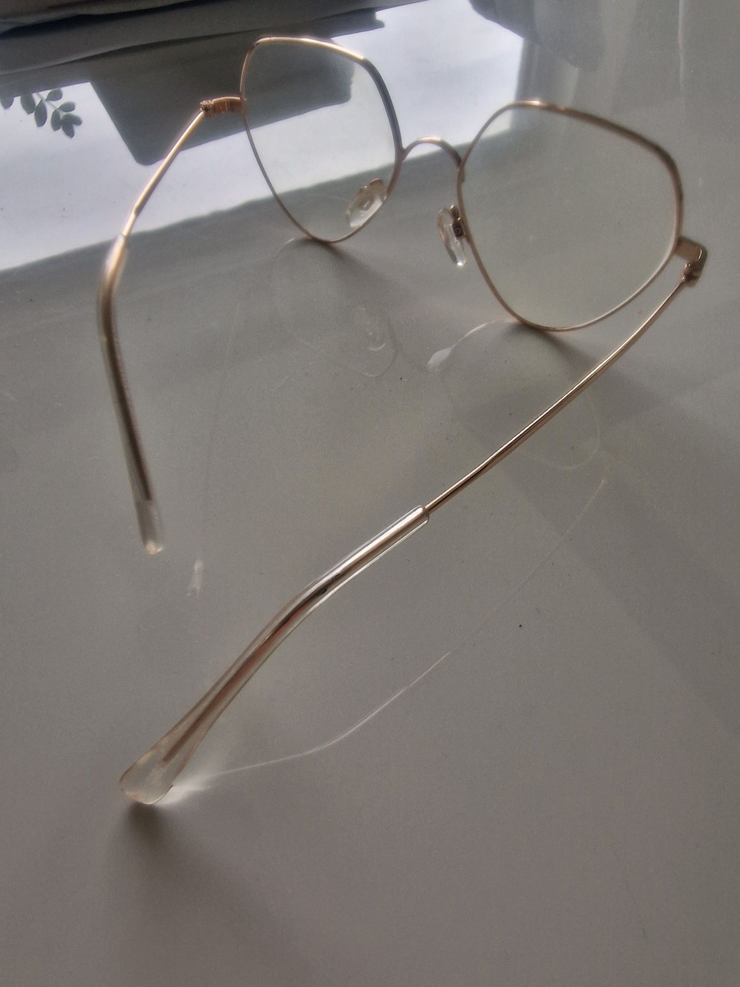 Złote oprawki okulary szkła korekcyjne do wymiany eleganckie