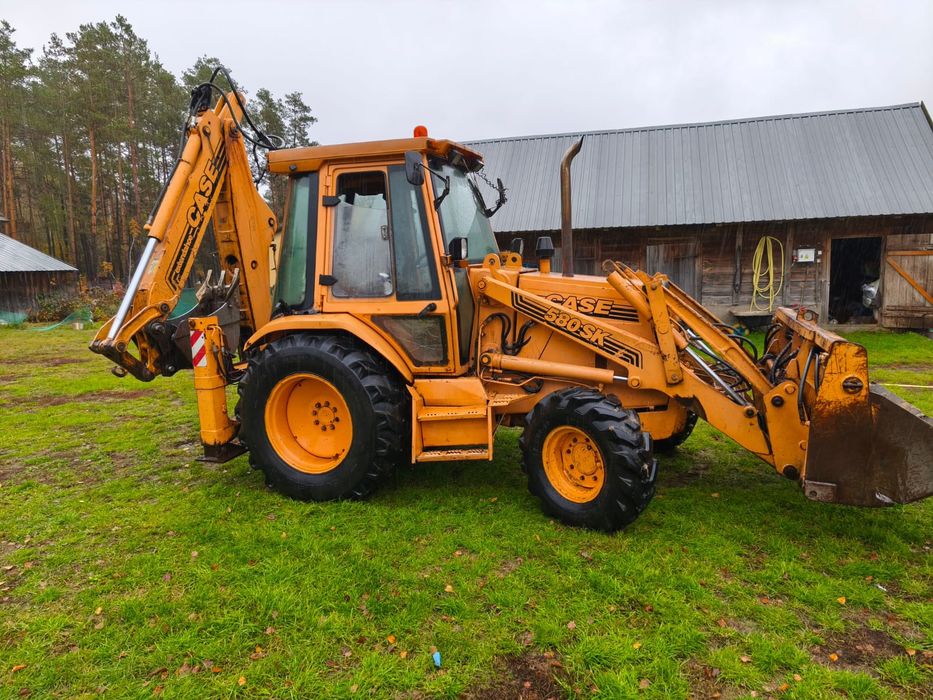 Koparko-ładowarka Case 580 SK na joystikach, nie JCB
