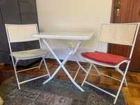 Mesa jardim 2 cadeiras exelentes