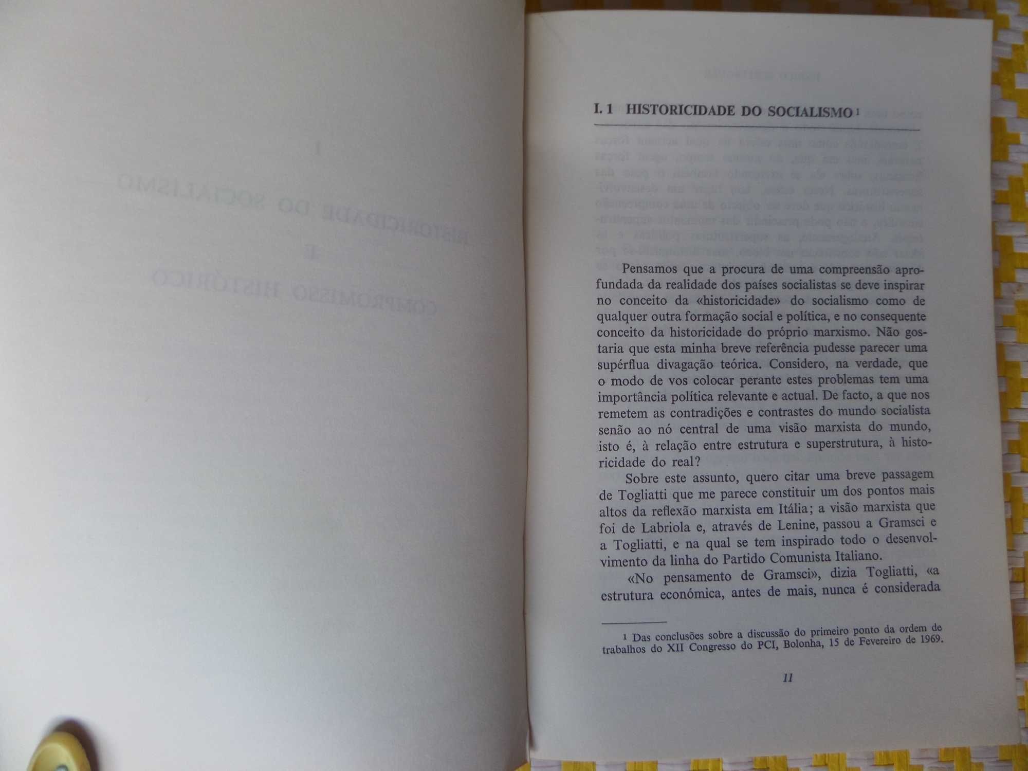 A QUESTÃO COMUNISTA
Enrico Berlinguer
Edição e notas de Maria Carrilho