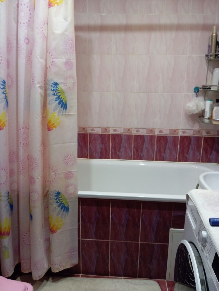 Продаж 3 кімн.кв. з ІНД.Опаленням з ремонтом 64/39/9ц.Ціна67500Дол.