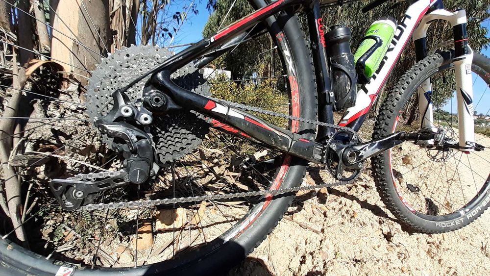 Merida BigNine carbono RockShox SID