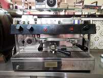Máquina de café industrial.