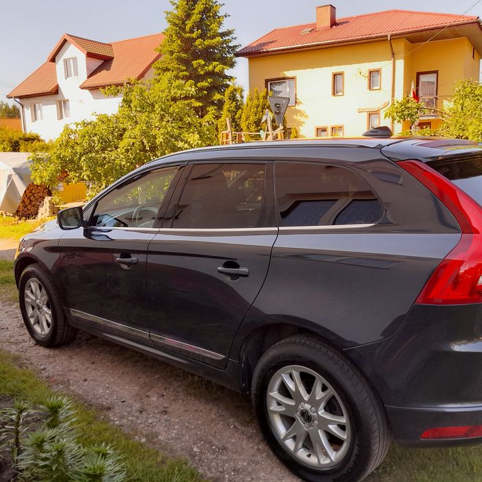 Volvo xc60 2015 r