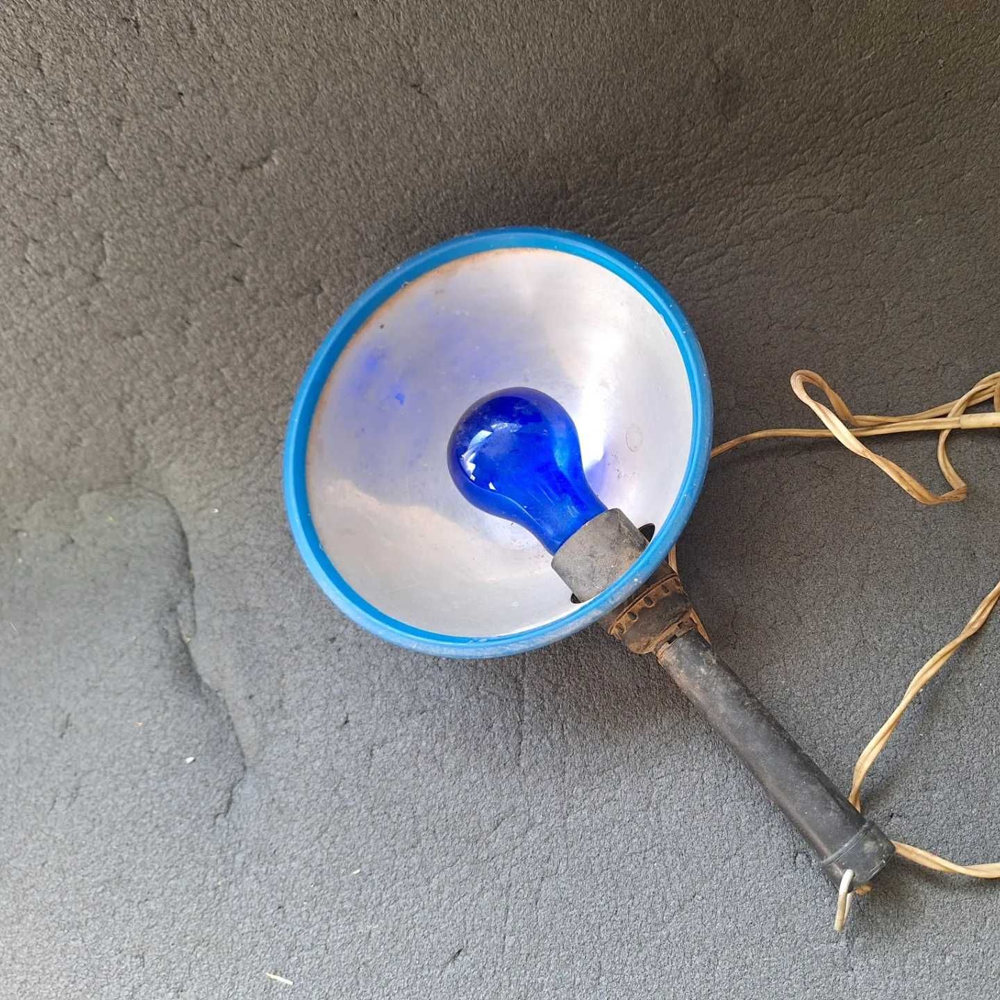Лампа синяя рабочая.