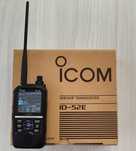 icom id-52  + dodatkowy akumulator