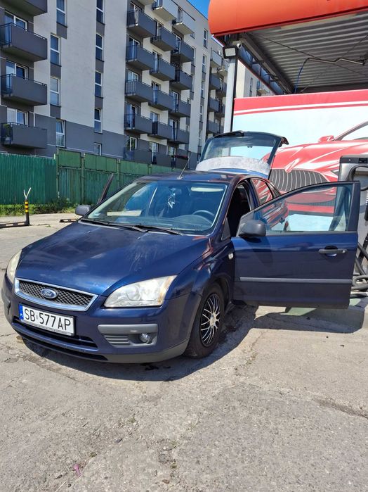 Ford focus MK 2 - 1.6 benzyna