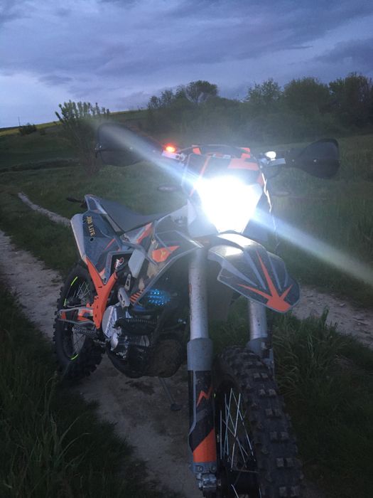 Продам мотоцикл KOVI LITE 300