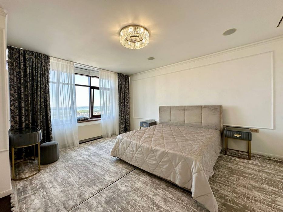 Продам 5 комнатный пентхаус Правый берег