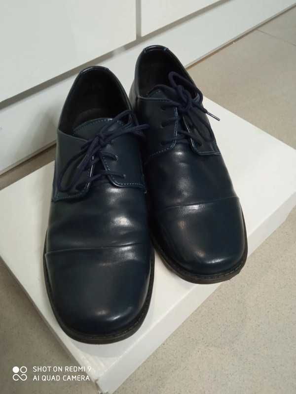 Buty komunijne wizytowe skórzane 33 zarro