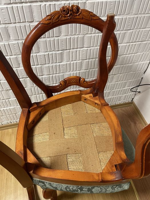 Krzesła w stylu ludwikowskim szałwiowe żakard medaliony