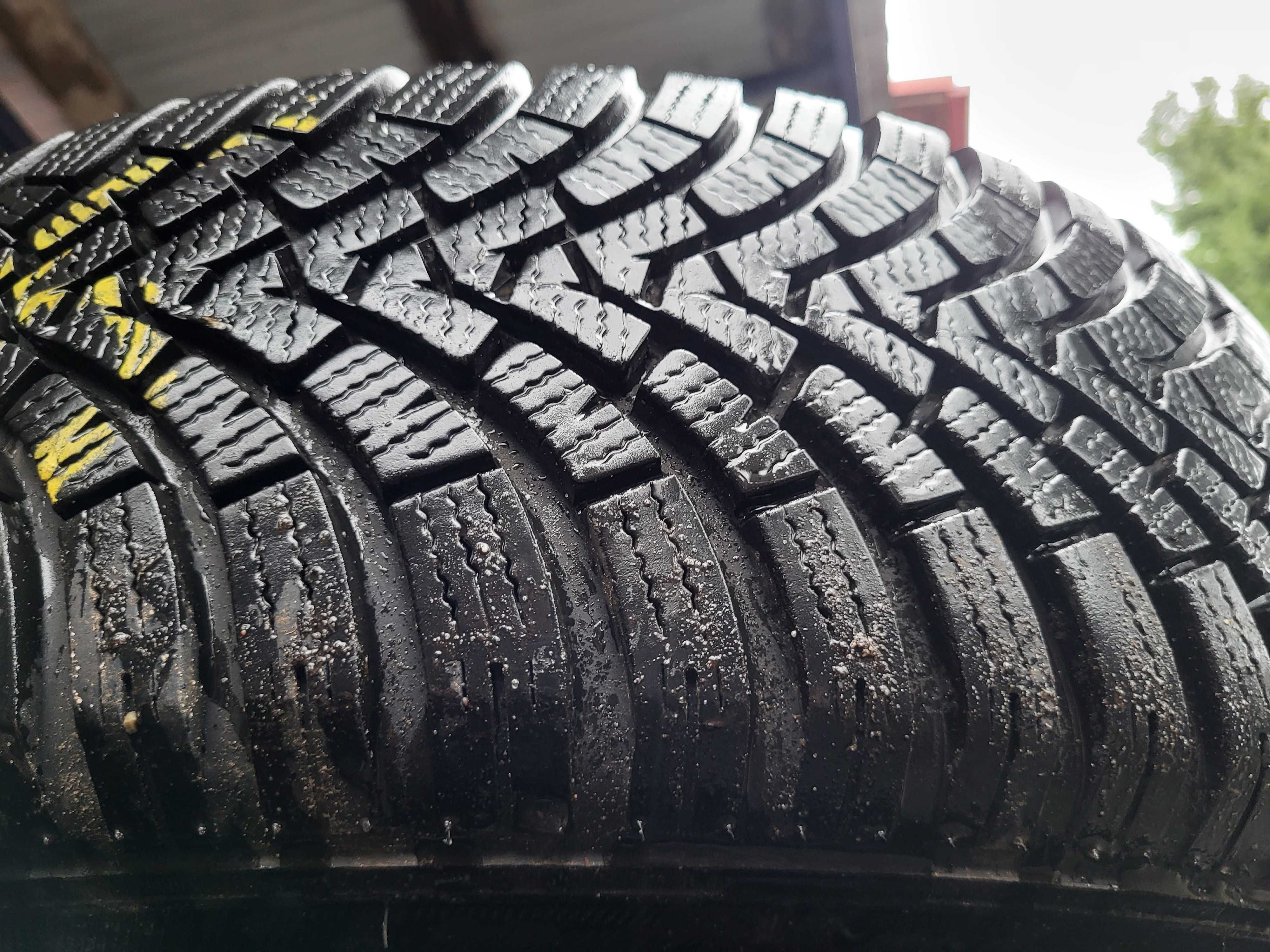 Komplet Falken Eurowinter HS01 SUV 215/65r16 98H 2021 r.