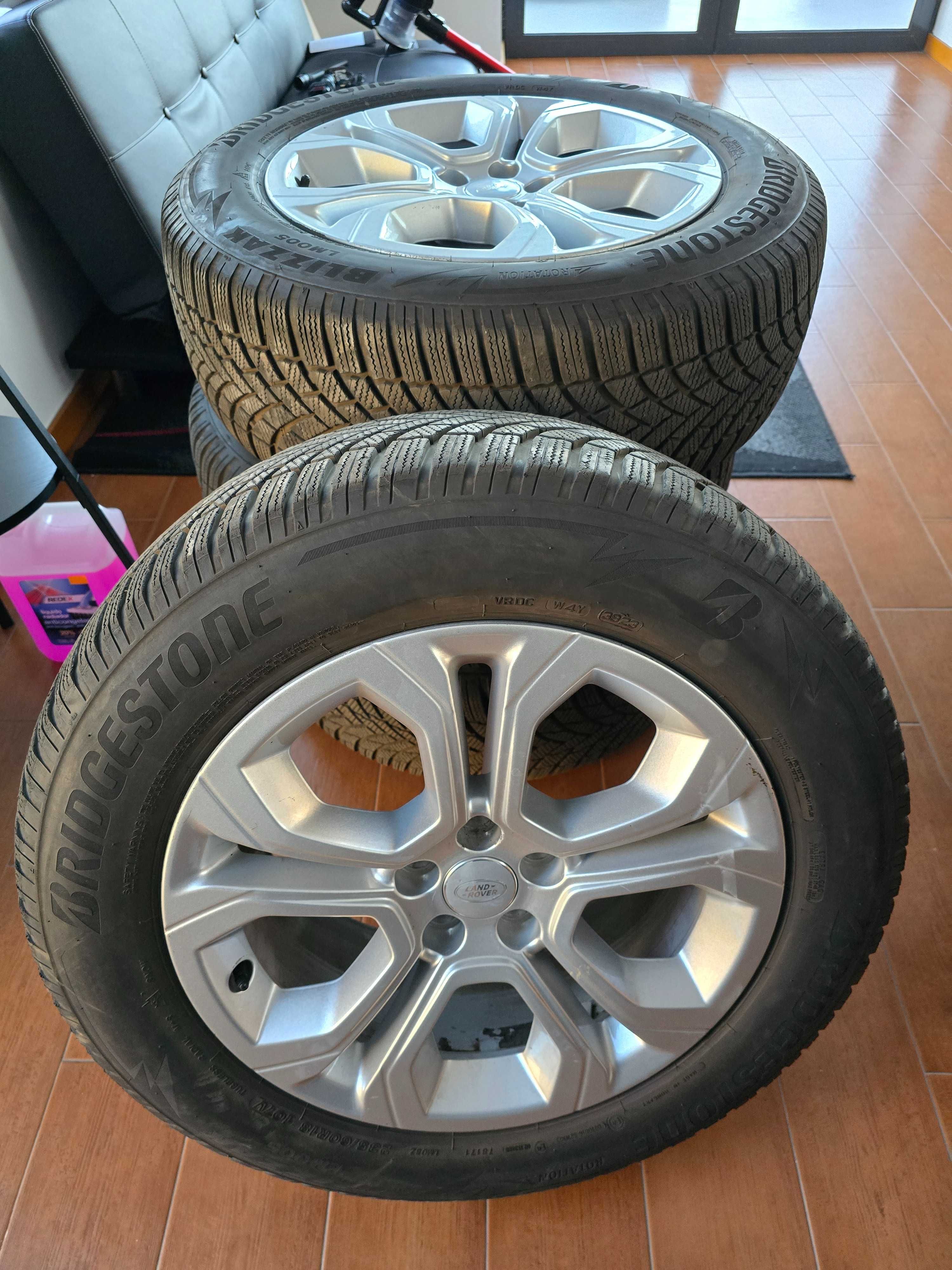 jantes com pneus  para evoque 2021