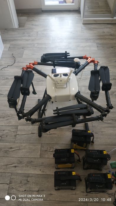 Агродрон,агрокоптер,