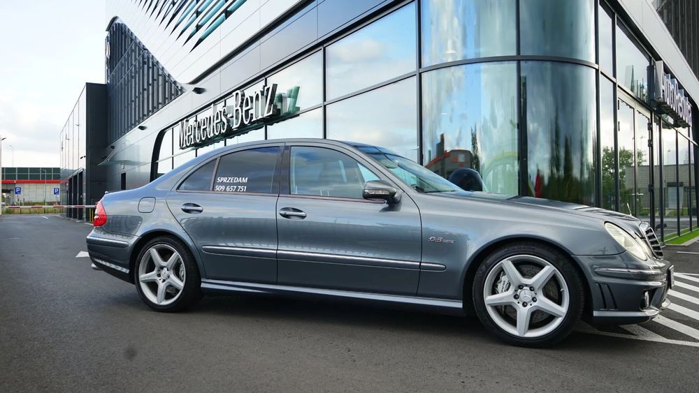 Mercedes-Benz Klasa E 63 AMG – czyli jak się nie spóźnić, z klasą i hukiem!