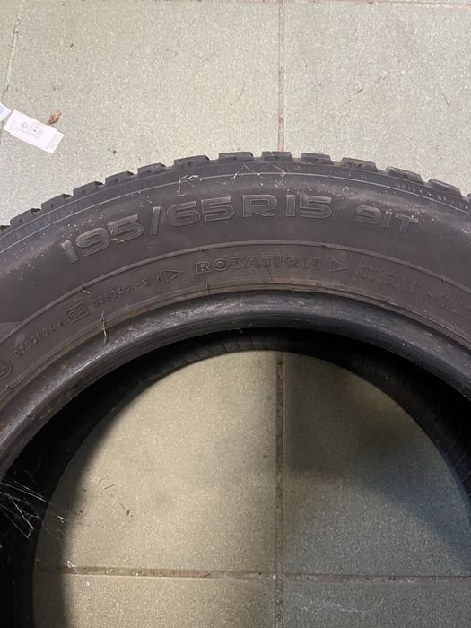 Sprzedam komplet opon zimowych Nokian 195/65 R15 – 4 sztuki – 100 zł