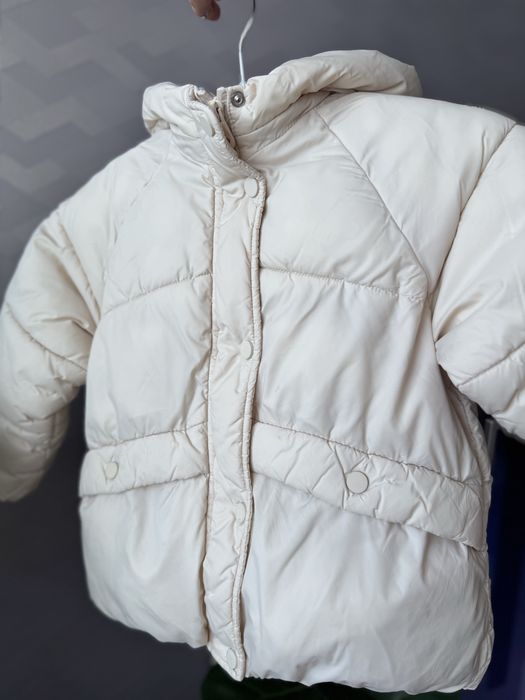 Куртка zara 104 см