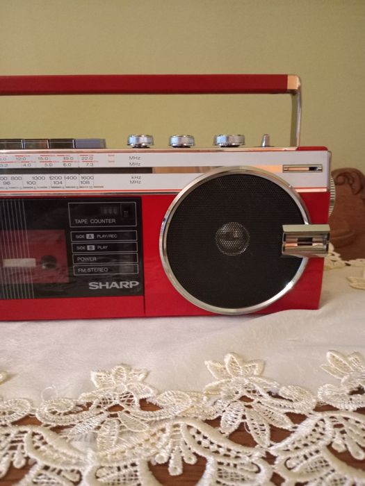 Продам магнитолу Sharp Qt 70