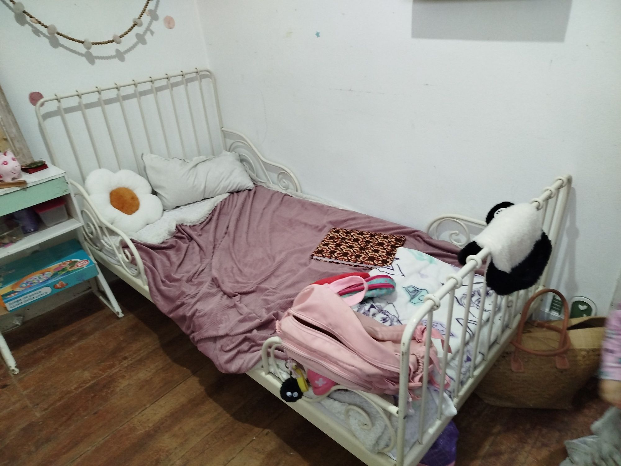 Cama IKEA extensível com colchão